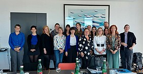 Gruppenbild des NGO Round Table mit GRETA