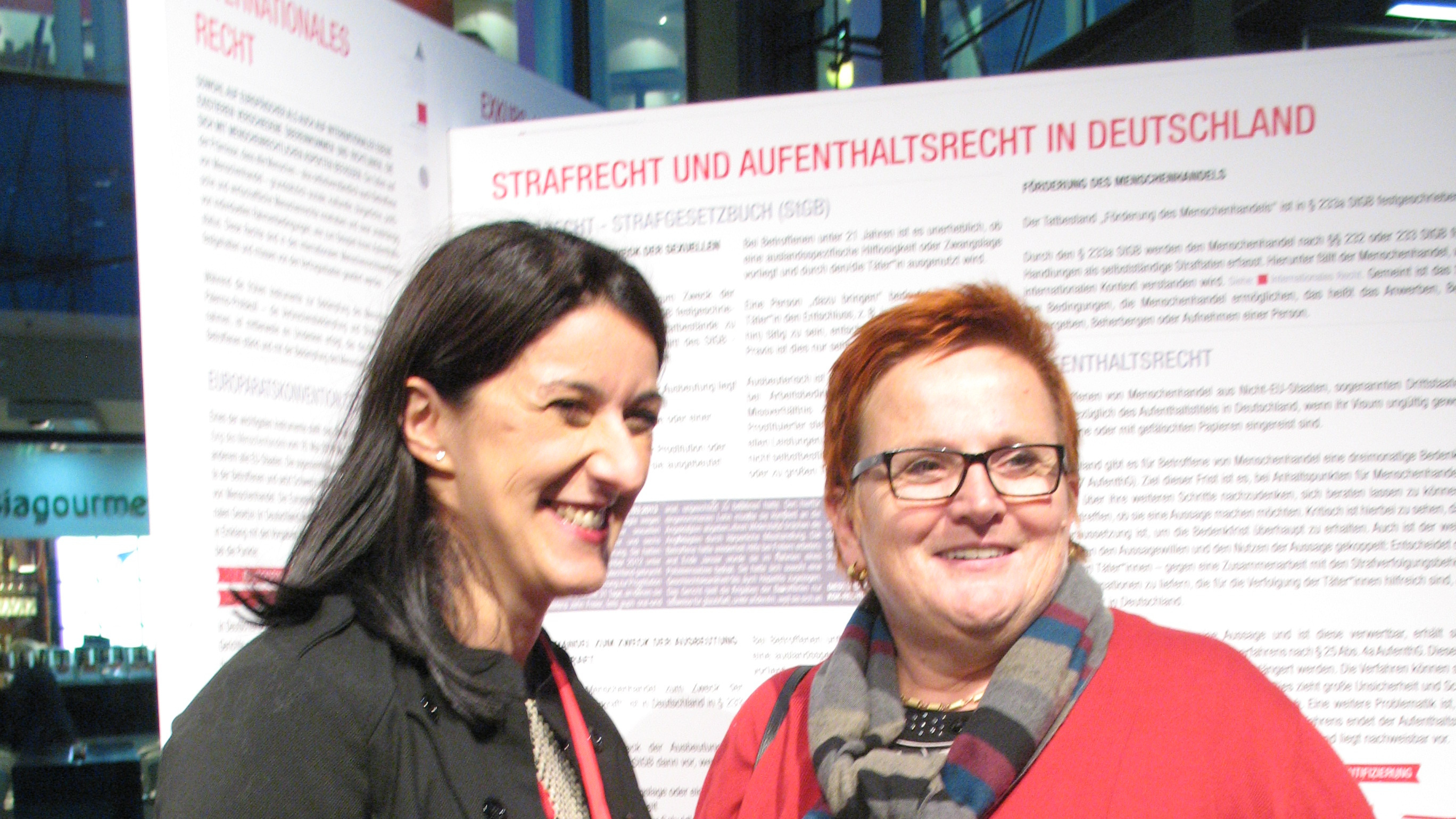 Ausstellnungseröffung - Naile Tanis und 