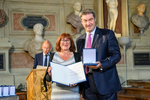 Monika Cissek-Evans mit Markus Söder Monika Cissek-Evans mit Markus Söder